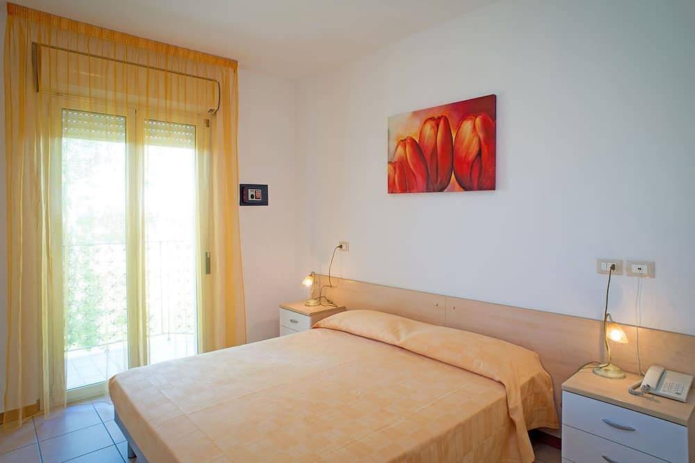 Entire apartment, Tortoreto Apartment close to the sea, Ac, wi -fi in Tortoreto Lido, Tortoreto Region
