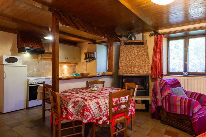 Gîte pour 4 personnes, avec jardin et terrasse à Villaroger - 4