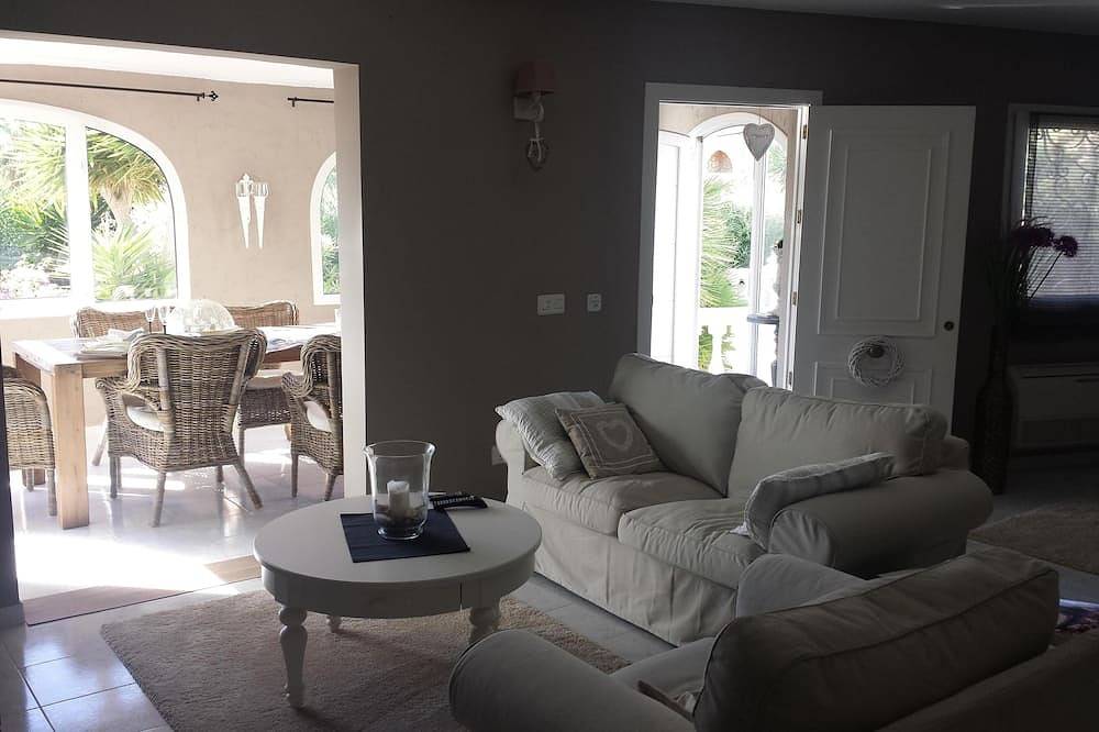 Ferienhaus mit Privatpool und Garten - Blickdicht in Vallgornera, Llucmajor