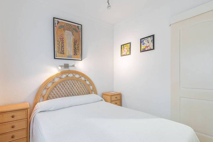 Oliva: Villa Pool, garten privaten, WIFI und TV Sat in Oliva Nova Golf in Oliva, Costa Blanca