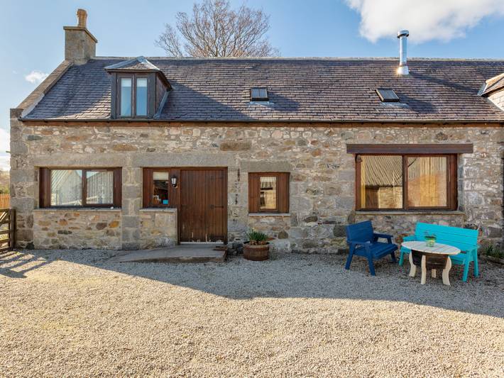 Auchingoul Cottage in Aberdeenshire