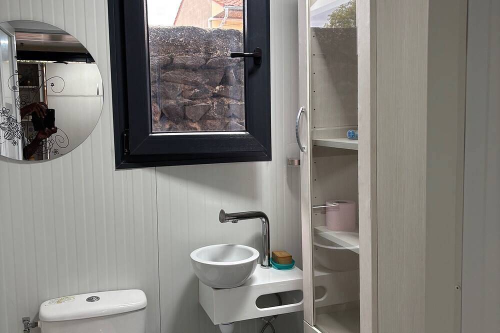 Tiny House de 14m2 Dans Propriété Privée Toute Neuve Dans Riom in Riom, Región de Riom