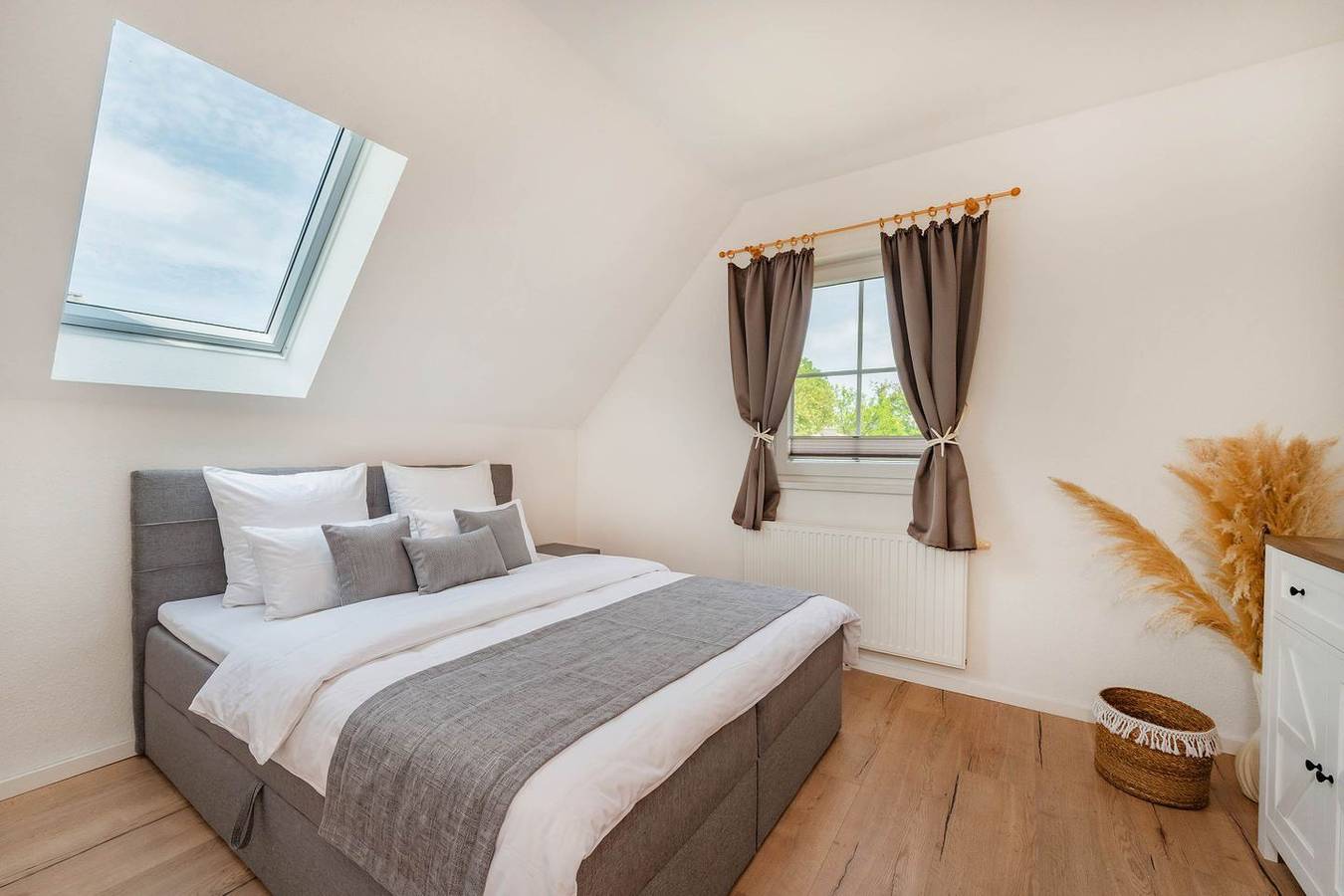 Modernes Ferienhaus in Korswandt mit Garten, Kamin und Seeblicknähe in Korswandt, Usedom