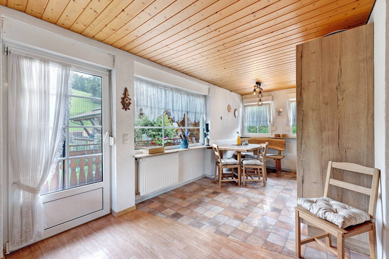 Ganze Wohnung, Sonnenwohnung, 85qm, 2 Schlafzimmer, max. 6 Personen in Kirchzarten, Südschwarzwald