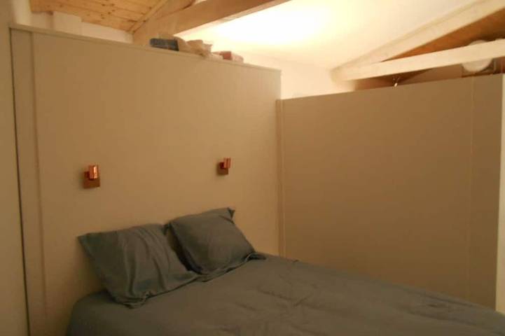 Charming little house 5 minutes from hiking trails in Arlanc, Región de Ambert