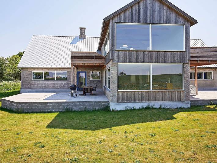 Vacation rental for 6 people, with terrace, kid friendly in Bornholm