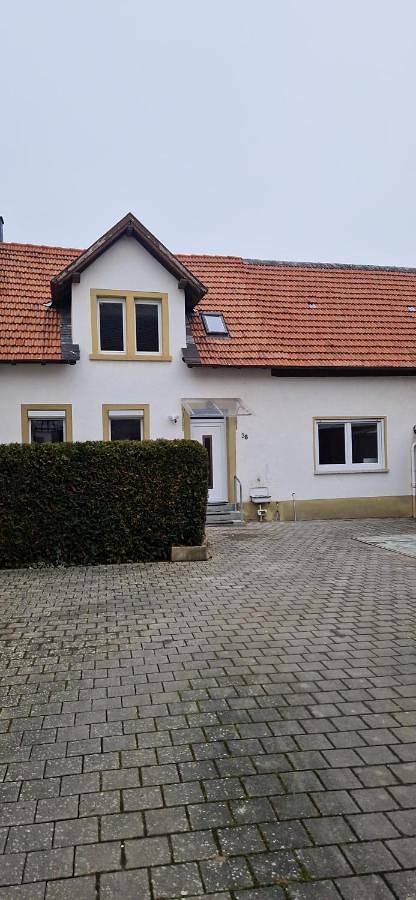 Ferienhaus für 2 Personen, mit Terrasse und Garten