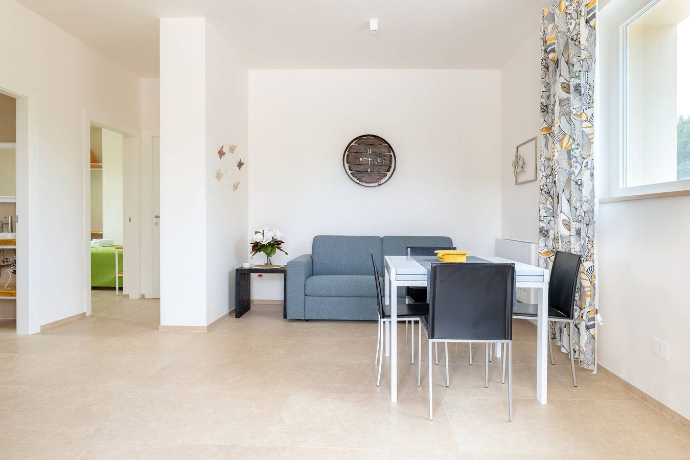 Apartment 'Flora' mit privatem Garten, Wlan und Klimaanlage in Cisternino, Salento
