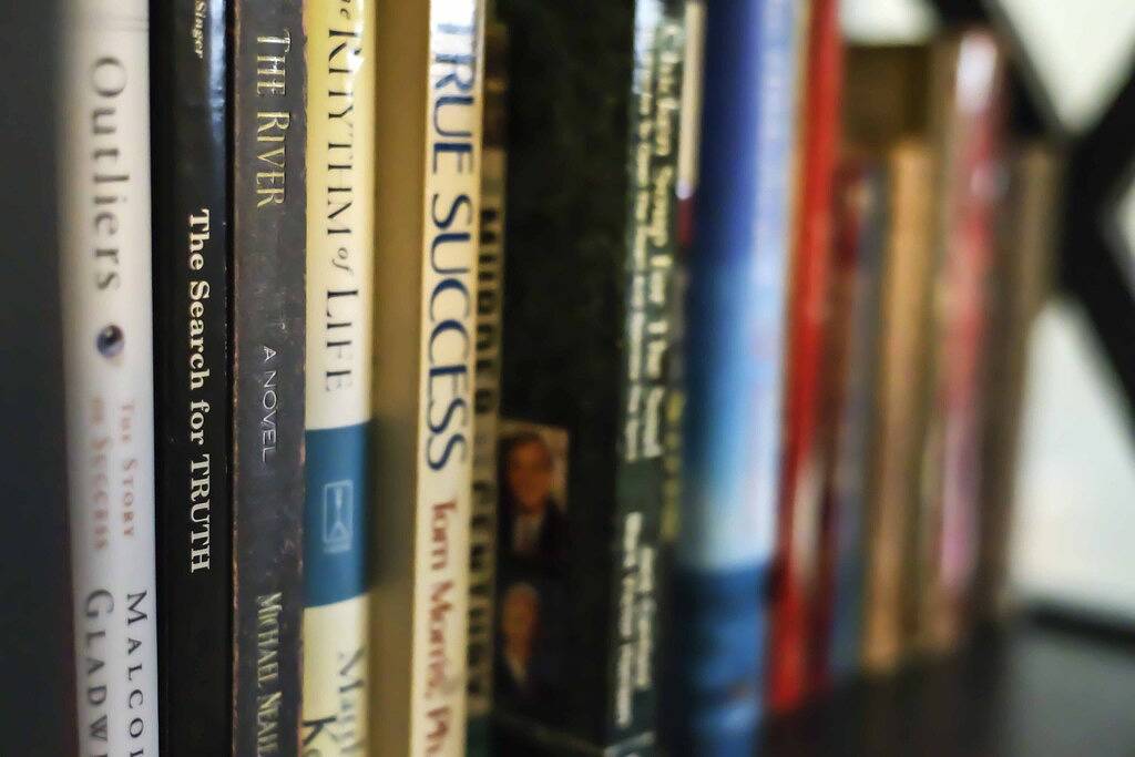 Clean Home Large Heated-Pool - 3/2 +Ofc/den - 3 Miles to Beach \"Jupiter Escape\" in Jupiter, Palm Beach County