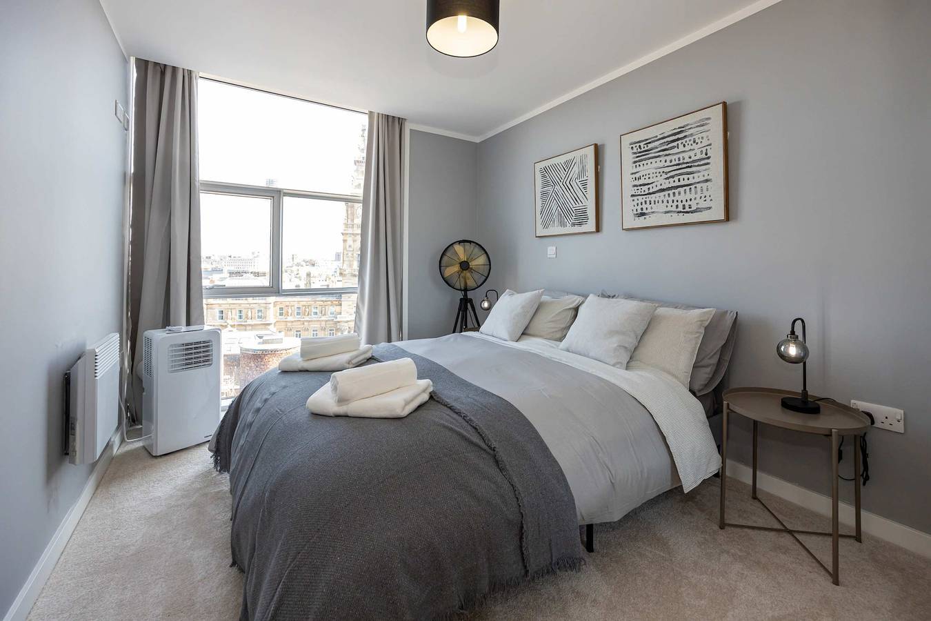 Entire apartment, Stunning Skyline Liverpool Apartment with Parking in Liverpool, Merseyside