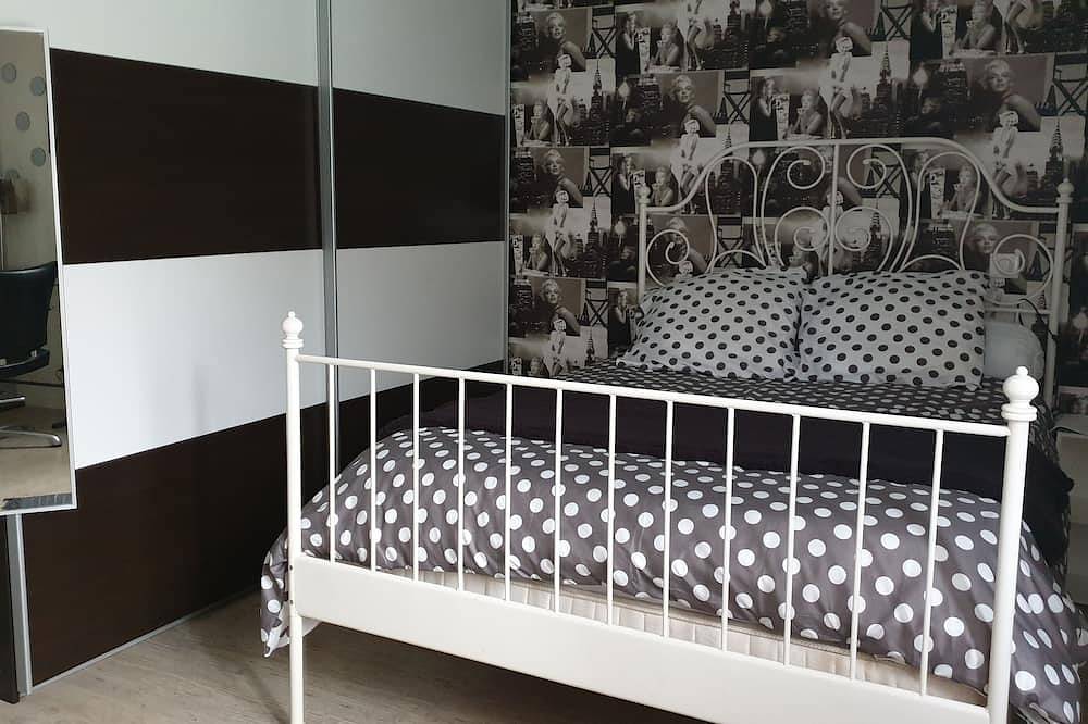 Lovely loft with private pool in Le Creusot, Autun und Umgebung