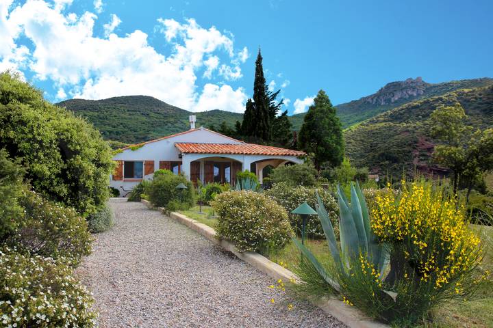 Gîte pour 6 personnes, avec piscine