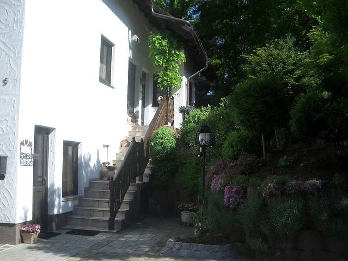 Ferienhaus für 4 Personen, mit Balkon und Pool, kinderfreundlich in Kall