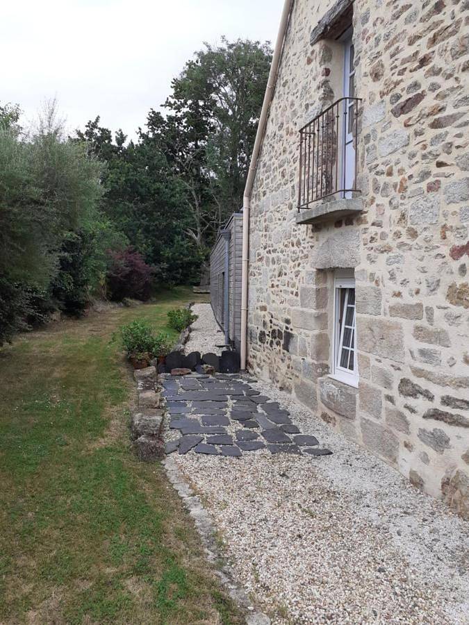 Chambre d’hôte pour 3 personnes, avec jardin et vue à Ambon - 3