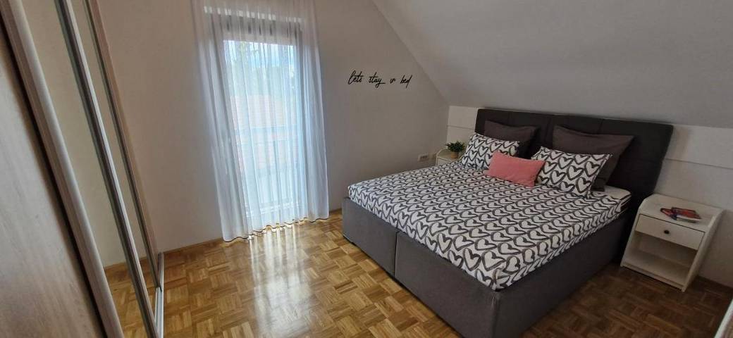 Ferienwohnung für 6 Personen, mit Garten - 1