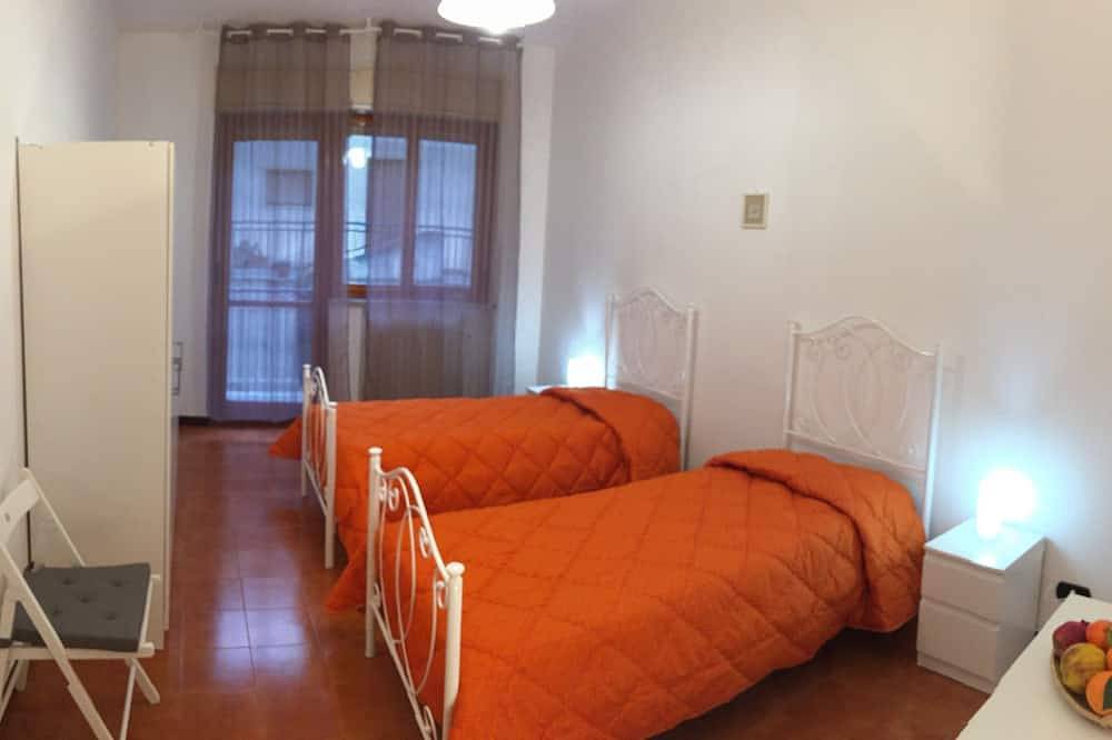 Entire apartment, Here, in the city of water and stone in Gravina in Puglia, Alta Murgia National Park