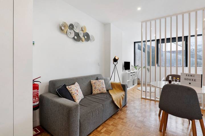 Entire apartment, Seni's House – Modern Apartment in Porto in Porto, Porto District