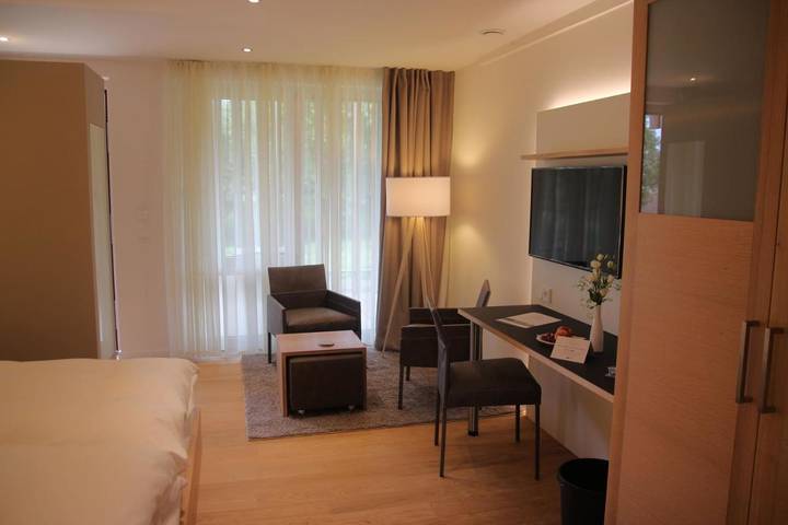 Hotel für 2 Personen, mit Terrasse und Garten sowie Seeblick und Ausblick in Unterfranken - 3