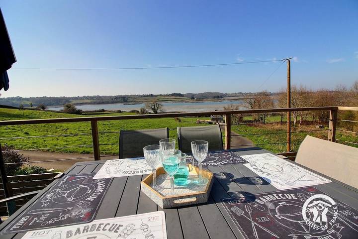 Gîte für 5 Personen, mit Terrasse und Garten in Kerbors