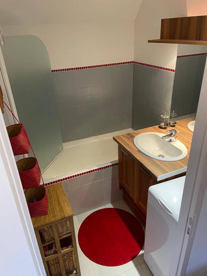 Gîte pour 4 personnes, avec vue à Enchastrayes - 2
