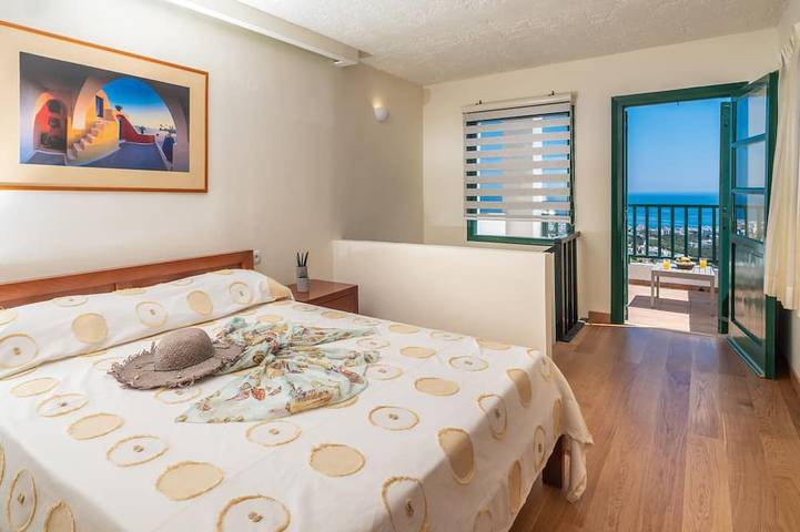 Hôtel pour 3 personnes, avec Jardin et Piscine