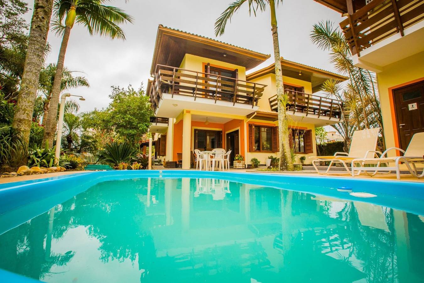 Apartamento entero, Suíte Praia do Saquinho - Bollté Praia Boutique in Campeche (SC), Praia do Campeche