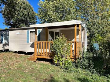 Gîte pour 4 personnes, avec jardin ainsi que vue et piscine à Biesheim