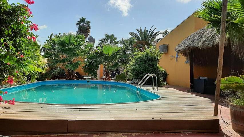 Vakantiewoning voor 2 personen, with uitzicht and tuin as well as zwembad op Bonaire