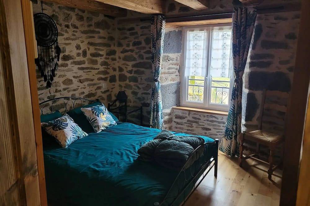 Homerez - Charmantes Haus in Alleuze – 90 m² mit Terrasse in Alleuze, Region Saint-Flour