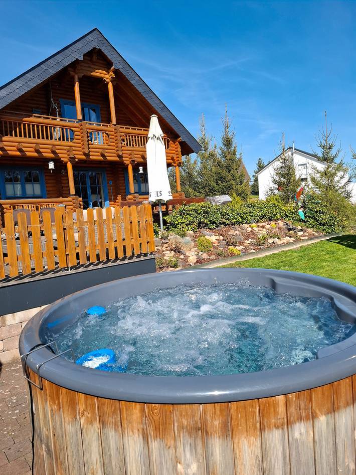 Casa de vacaciones para 8 personas, con jacuzzi además de jardín y sauna - 1