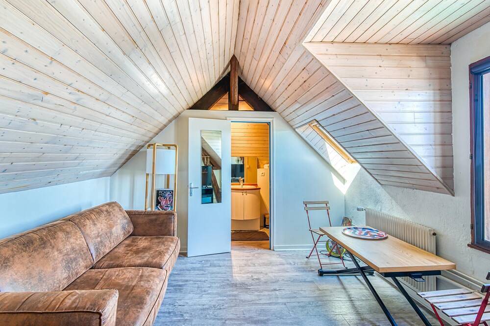 Appartement entier, Beau studio avec vue sur Loire in Bouchemaine, Région d'Angers