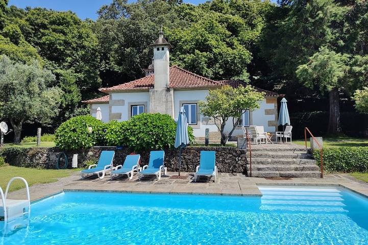 Gîte pour 4 personnes, avec Terrasse et Jardin