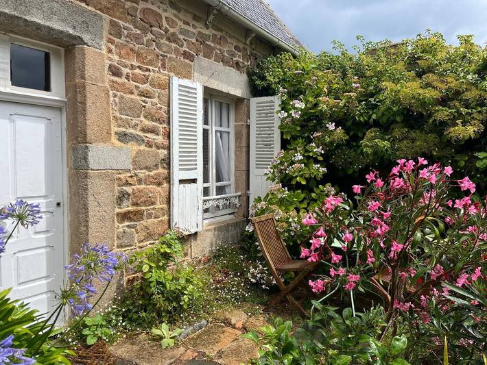 Chambre d’hôte pour 2 personnes, avec jardin en Cotes-d'Armor