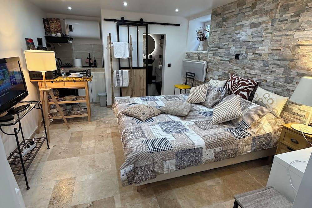 Appartement entier, StudioXIII in Rueil-Malmaison, Hauts-de-Seine