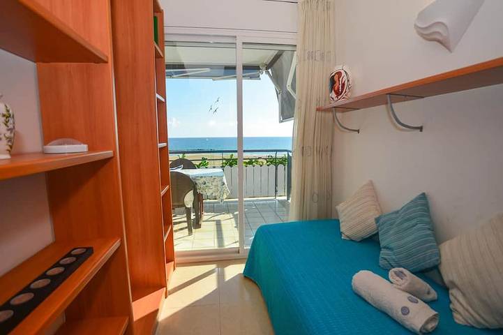 Ganze Wohnung, Winahost El balcón al mar de Cubelles in Platja de la Mota de Sant Pere (Cubelles), Cubelles