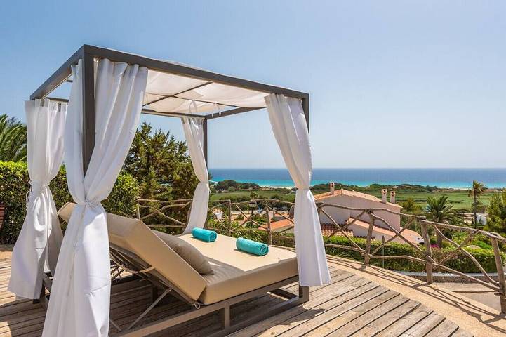 Apartment for 4 people, with balcony and pool in Platja Son Bou