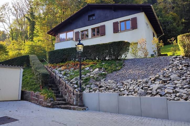 Gîte pour 4 personnes, avec terrasse et jardin