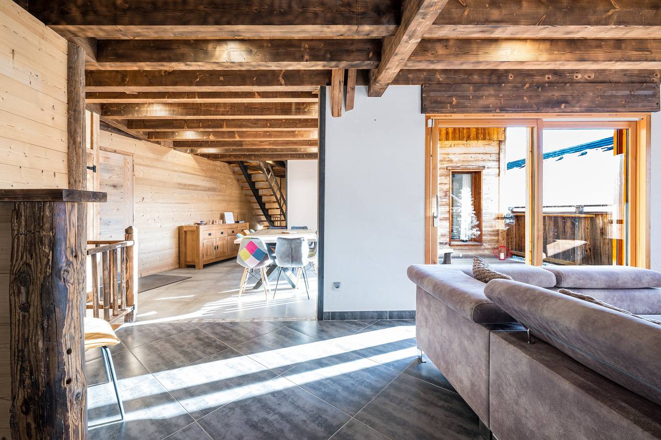 Chalet Liloo sous la neige „Saint Sorlin“ mit Bergblick, privater Terrasse und Wlan in Saint-Sorlin-d'Arves, Region Saint-Jean-de-Maurienne