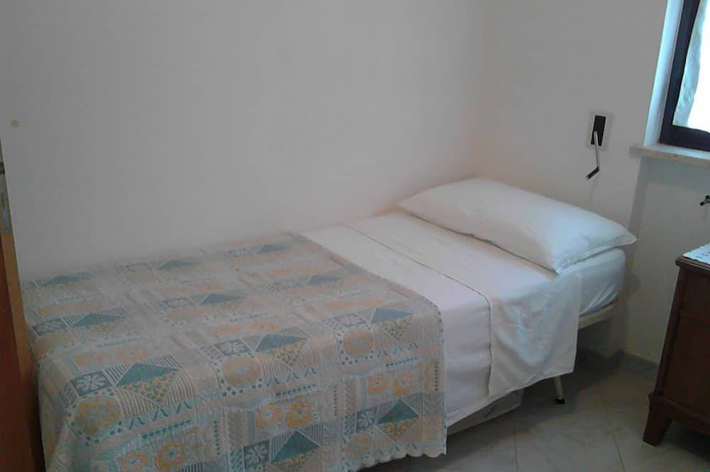 Haus mit Veranda nur wenige Meter vom Meer entfernt in Torre San Giovanni, Golf von Tarent