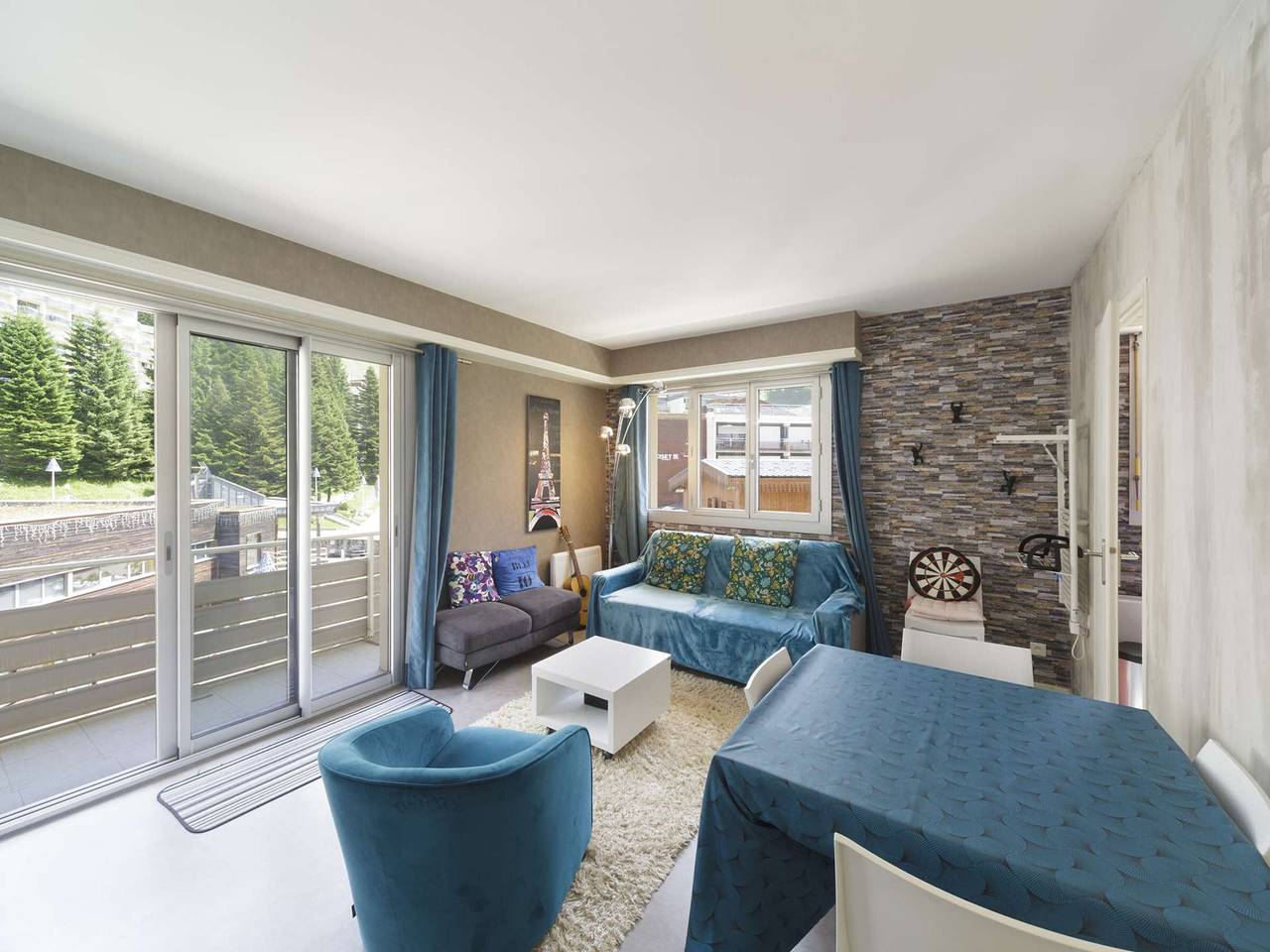 Entire studio, 4-Person Apt, 1 Bedroom, Balcony, Ski-in Ski-out Gourette in Gourette, Eaux-Bonnes