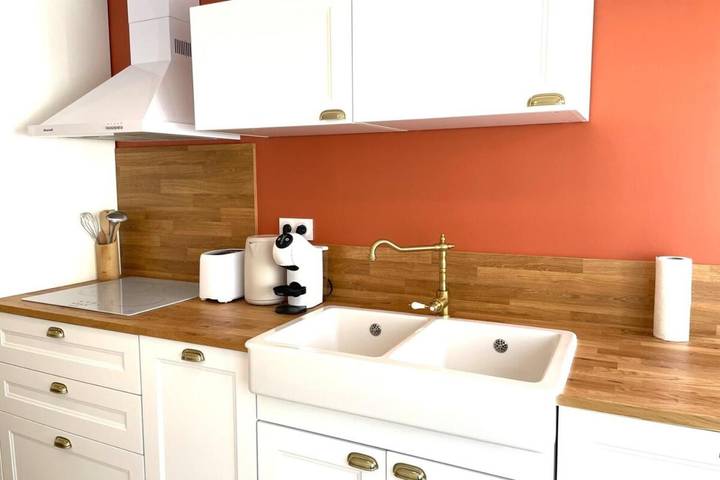 Casa de vacaciones para 4 personas, con jardín además de terraza y jacuzzi - 1