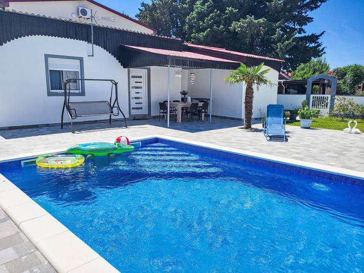 Ferienhaus für 6 Personen in Privlaka