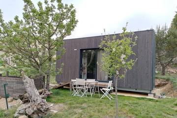 Gîte pour 3 personnes, avec jardin et jacuzzi à Saint-Ambroix