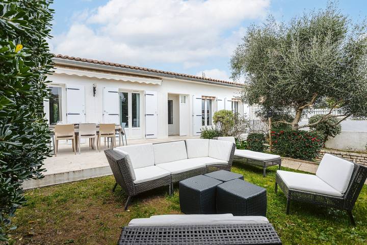 Ferienhaus für 8 Personen, mit Garten