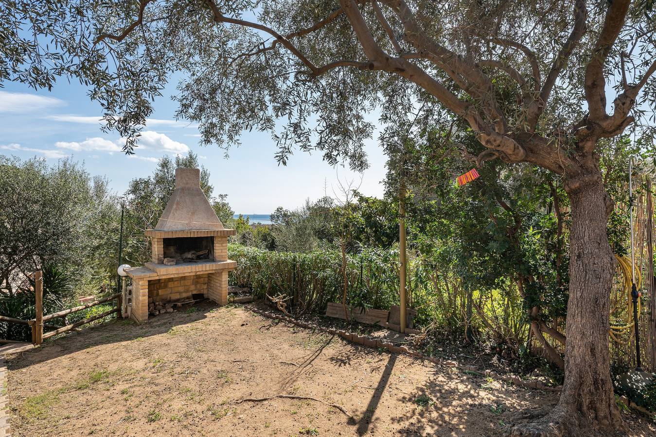 Confortevole casa vacanze "Villa Martina" con vista mare, Wi-Fi, giardino e terrazza in Costa Rei, Muravera