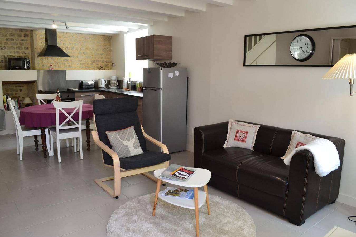 Gîte pour 4 Personnes dans Coulonges, Charente