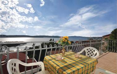 Cottage pour 4 personnes, avec terrasse à Trogir