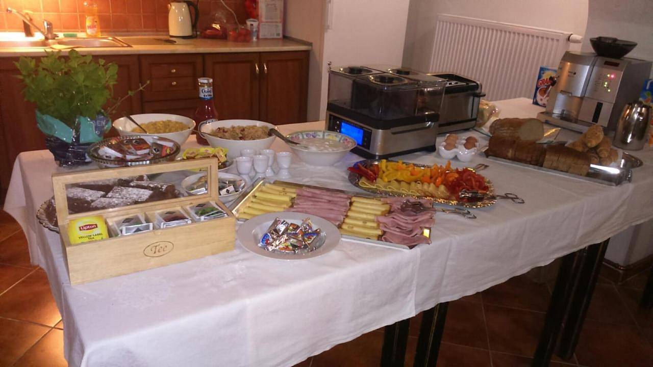 Cały apartament, Triple Room with Chateau View in Mielnik, Melnik region