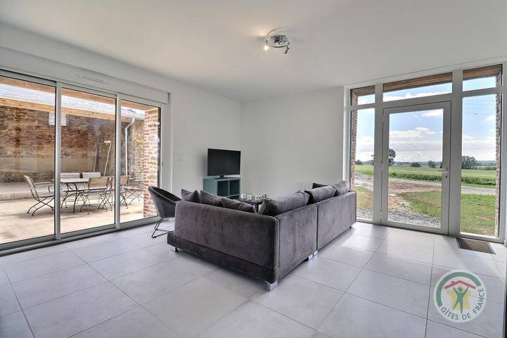 Gîte pour 6 personnes, avec terrasse et jardin à Bain-de-Bretagne - 2