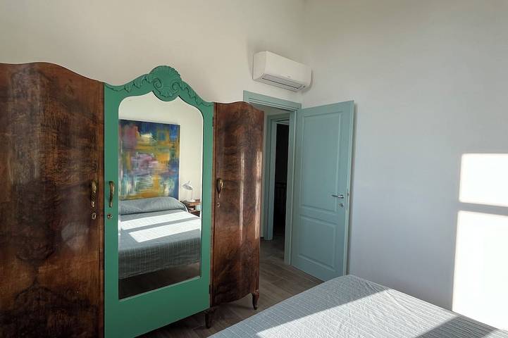 Apartment in Art Nouveau villa completely renovated waterfront center in Grottammare, Grottammare und Umgebung